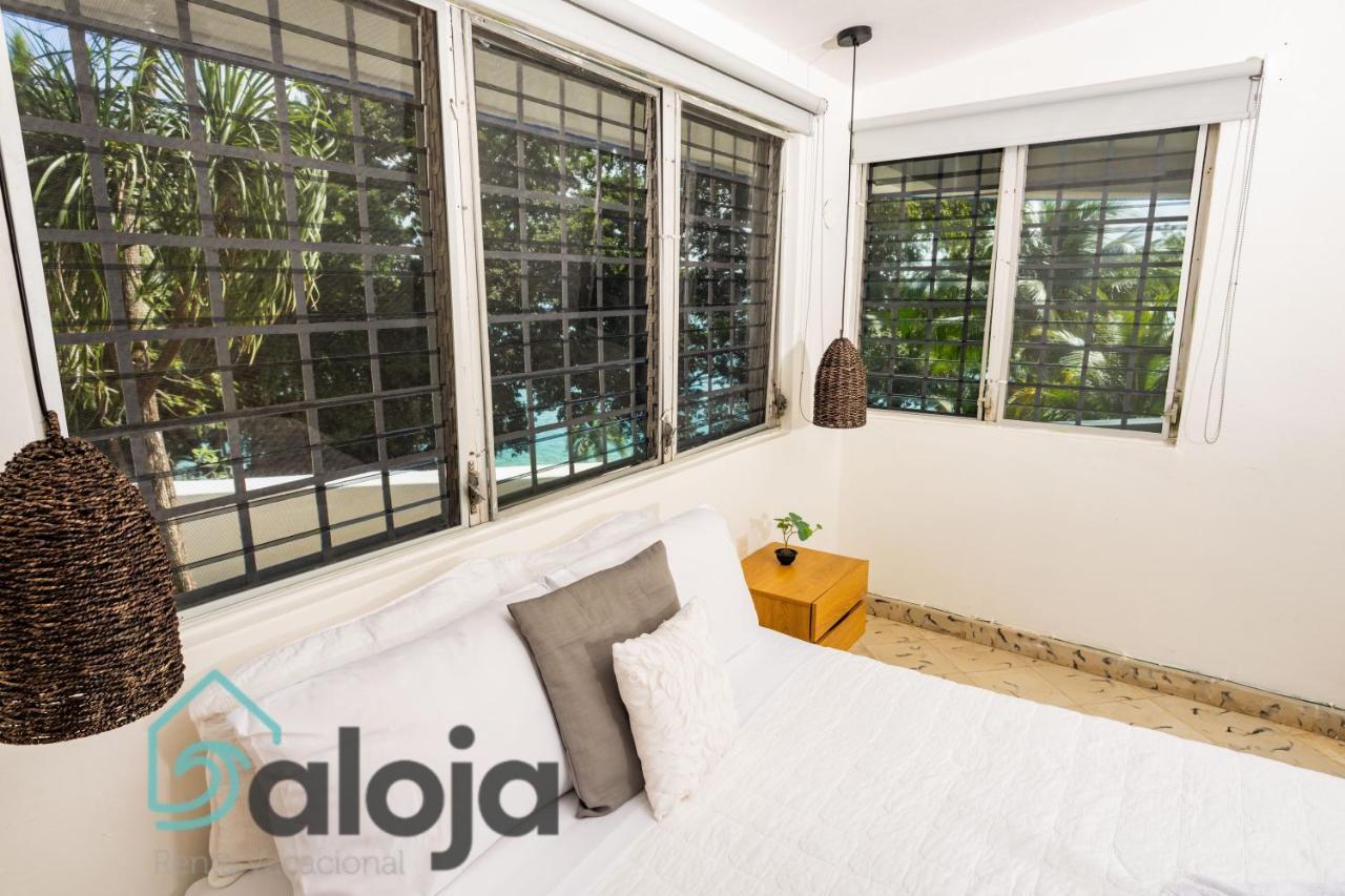 Xtohil With Private Access To The Magic 7 Colors Lagoon Villa *