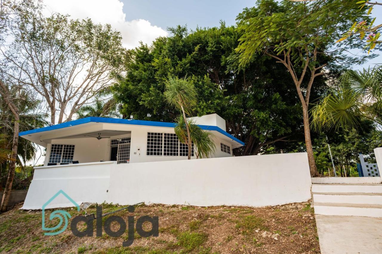 Xtohil With Private Access To The Magic 7 Colors Lagoon Villa Bacalar