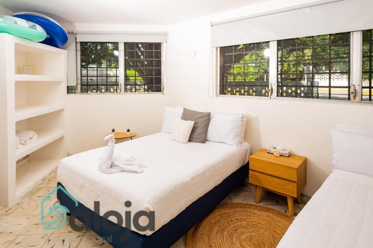 Xtohil With Private Access To The Magic 7 Colors Lagoon Villa *
