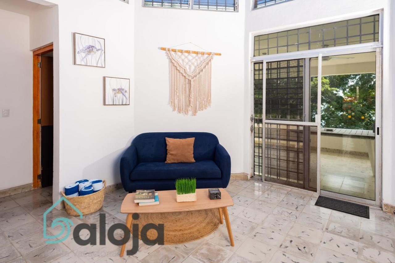 Villa Xtohil With Private Access To The Magic 7 Colors Lagoon *